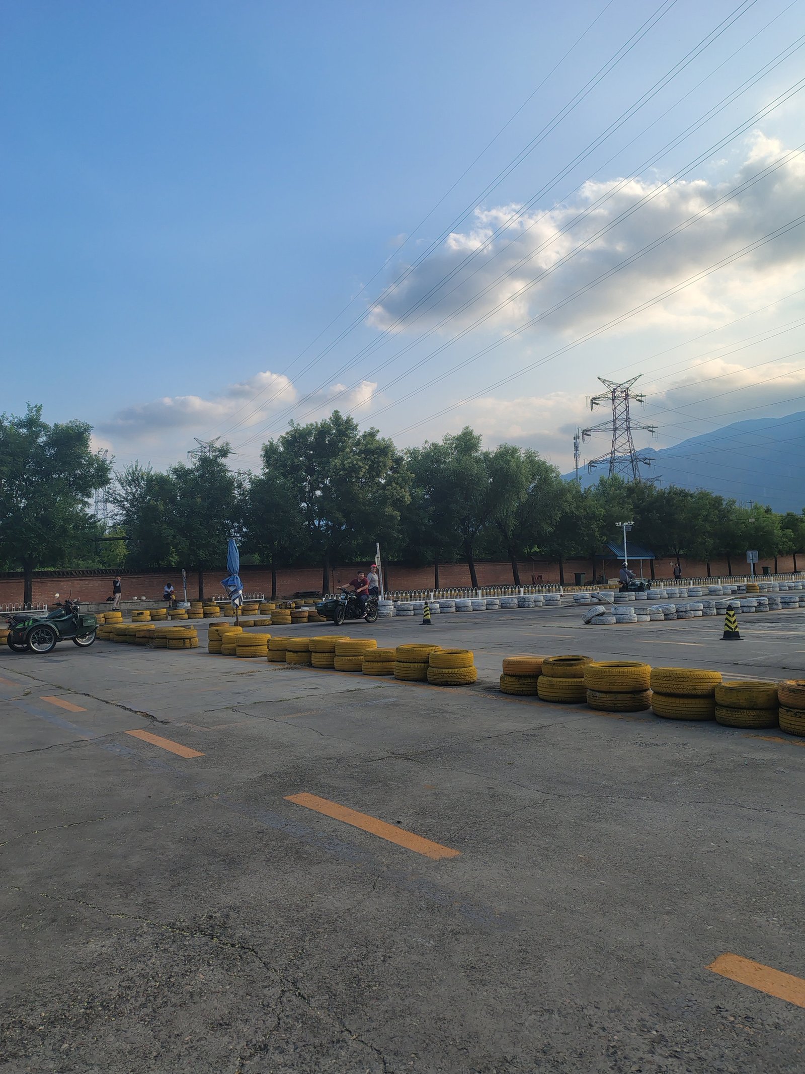 北京远大驾校摩托考场训练3