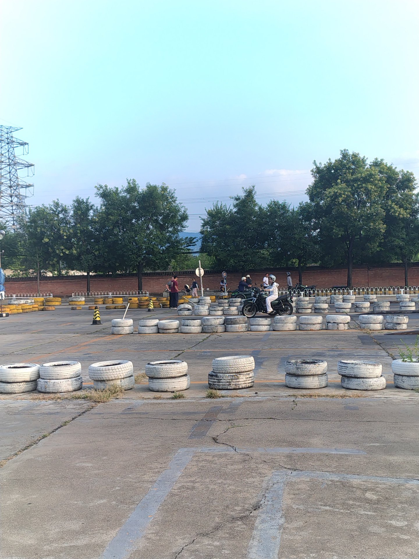 北京远大驾校摩托训练6